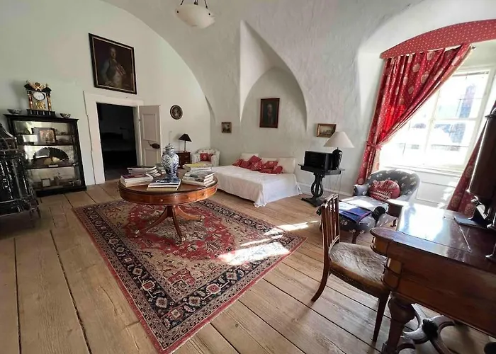 Charming Castle In Austria Schwertberg